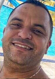Empresário é morto a tiros ao chegar à residência da namorada em Teixeira de Freitas